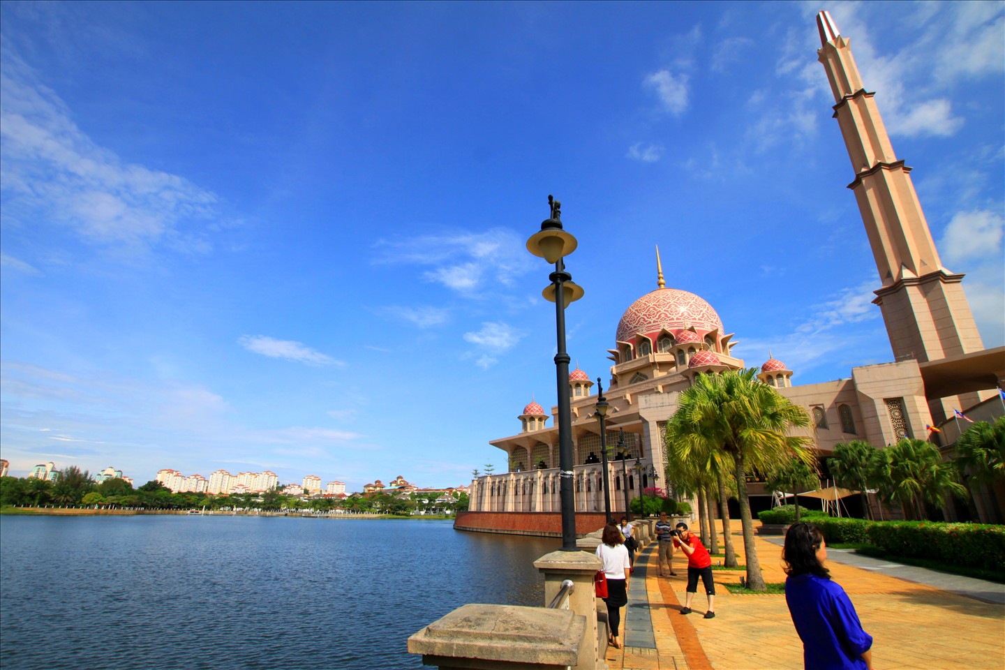 3-21102G62013V8.jpg 3-21102G62013V8.jpg